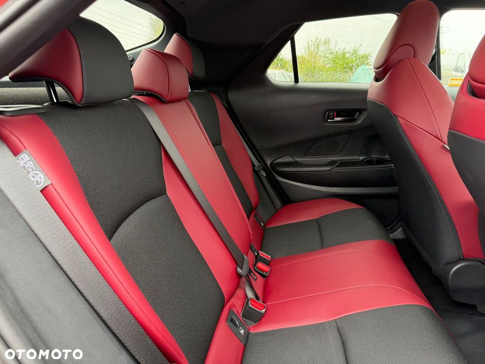 Toyota C-HR 2.0 PHEV Dynamic Force Tokyo Edition - 31