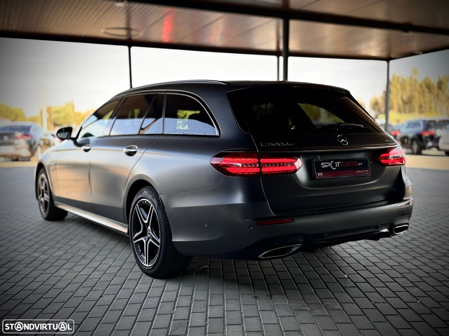 Mercedes-Benz E 300 de AMG Line 4Matic - 20