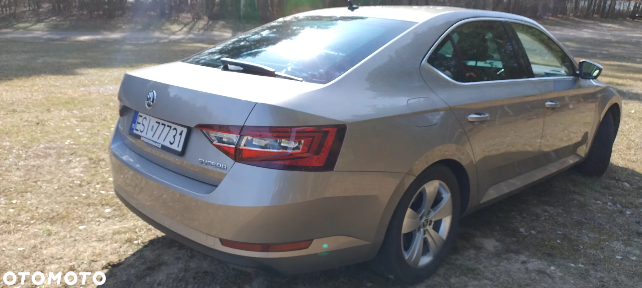 Skoda Superb 2.0 TDI L&K DSG - 6