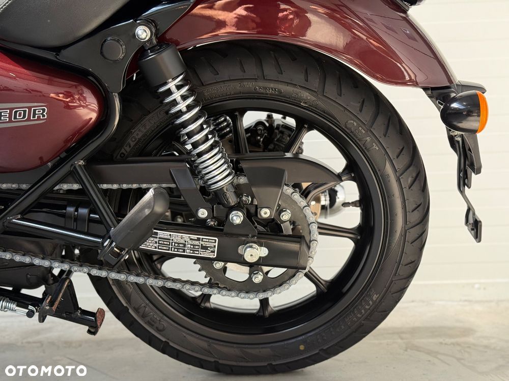 Royal Enfield Meteor - 30