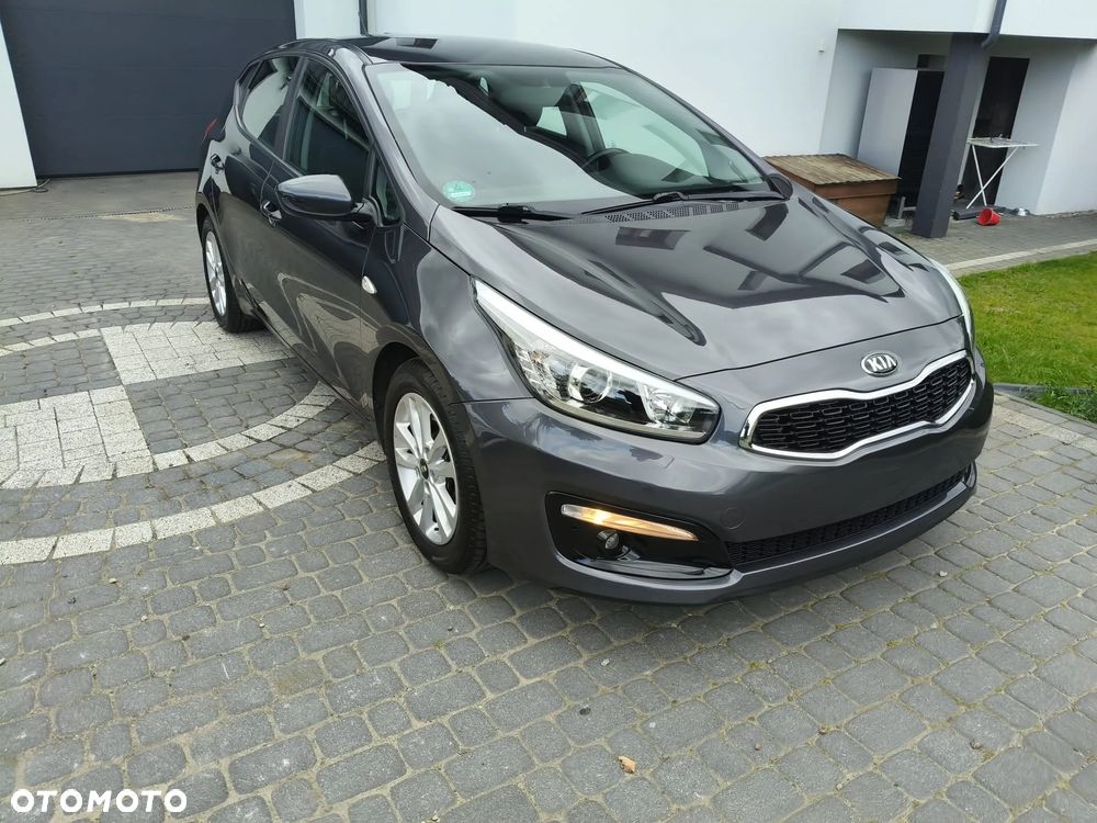 Kia Ceed 1.4 CVVT Dream Team Edition - 5