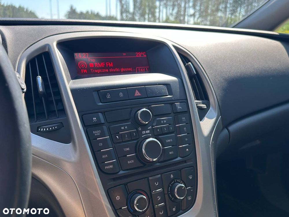 Opel Astra 1.4 Turbo Selection - 11