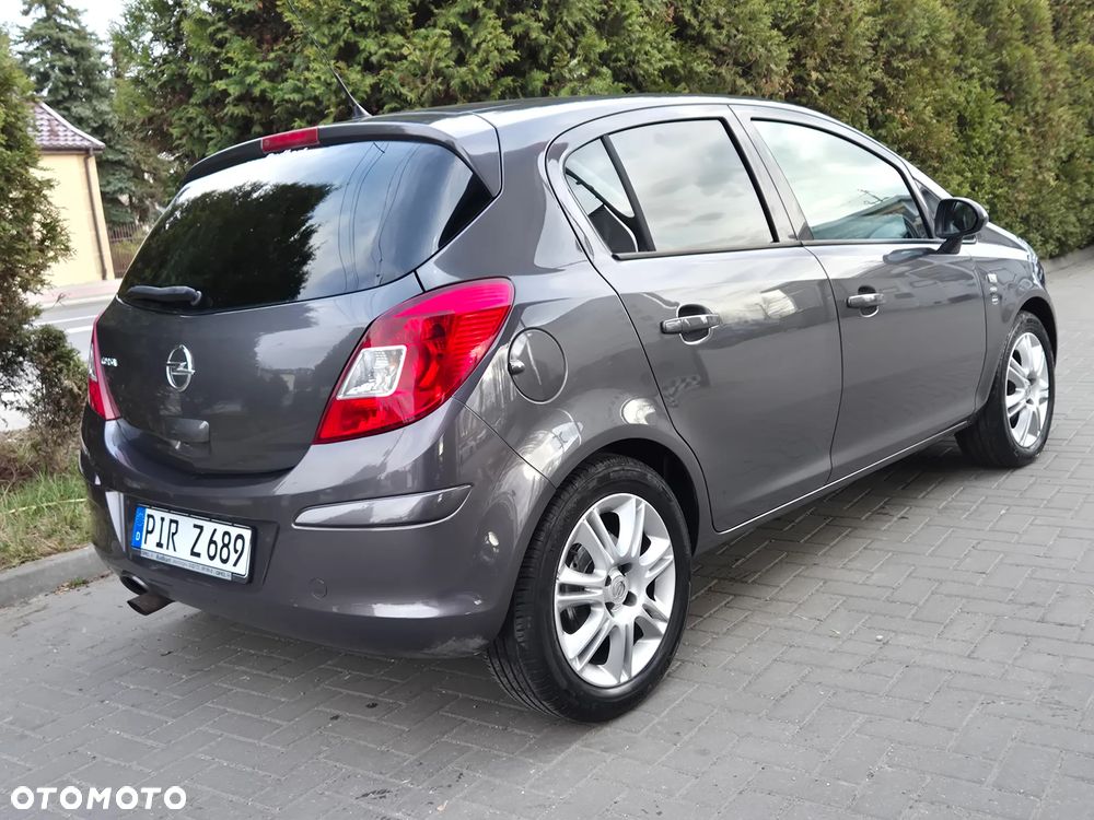 Opel Corsa 1.4 16V Satellite - 13