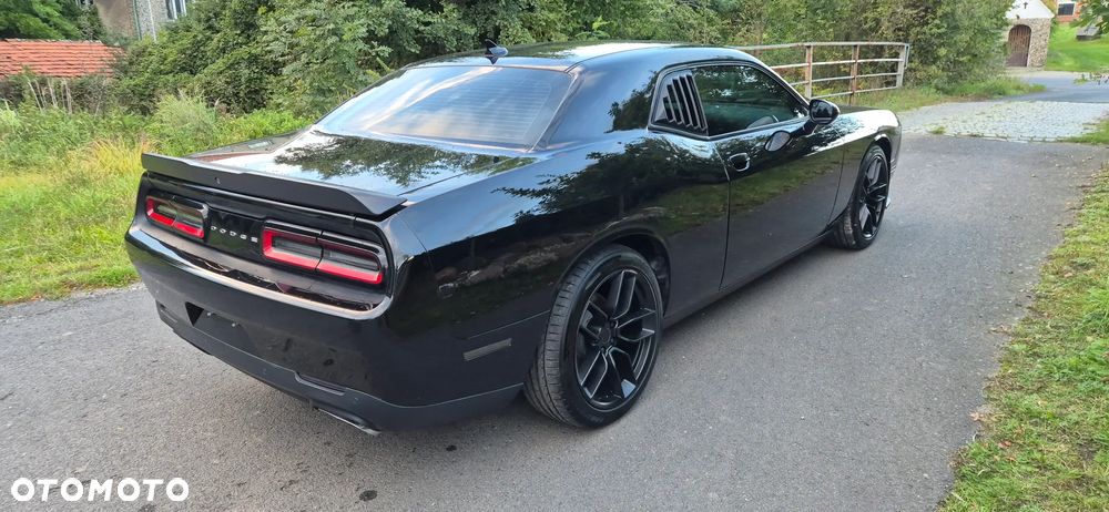 Dodge Challenger 5.7 R/T - 2