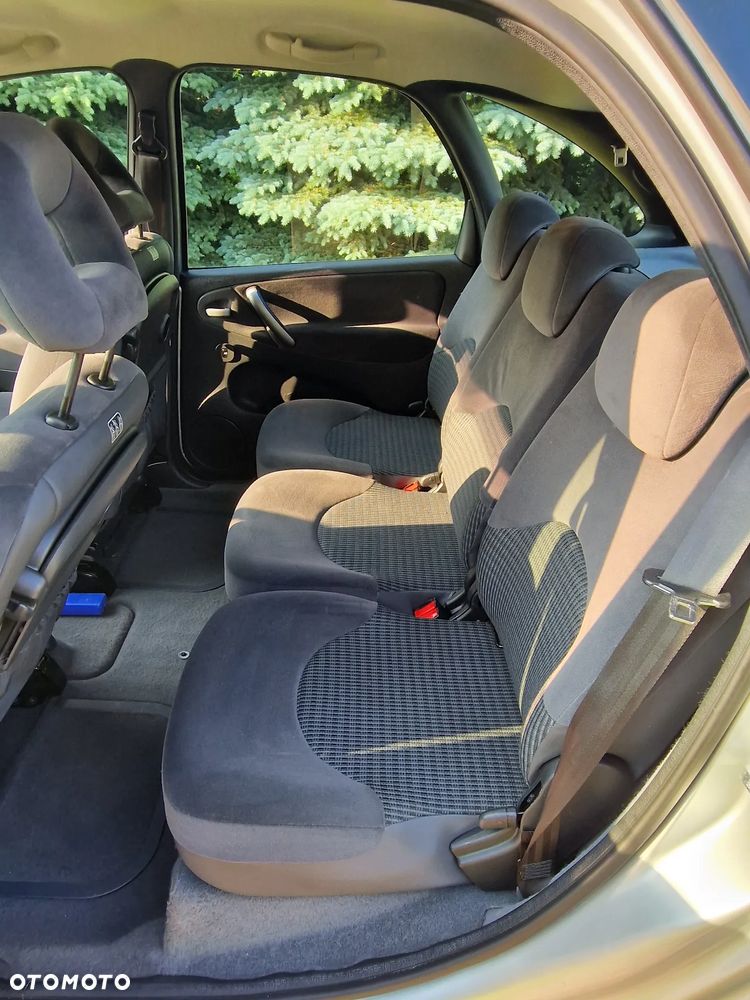 Citroën Xsara 1.6 16V Confort - 13