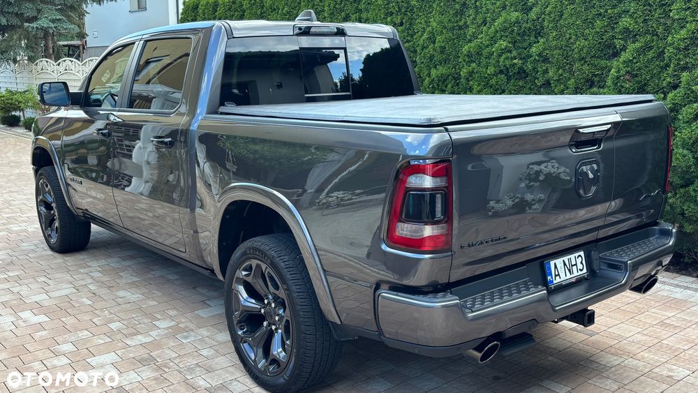 RAM 1500 5.7 eTorque Crew Cab Shortbed Limited Black - 12