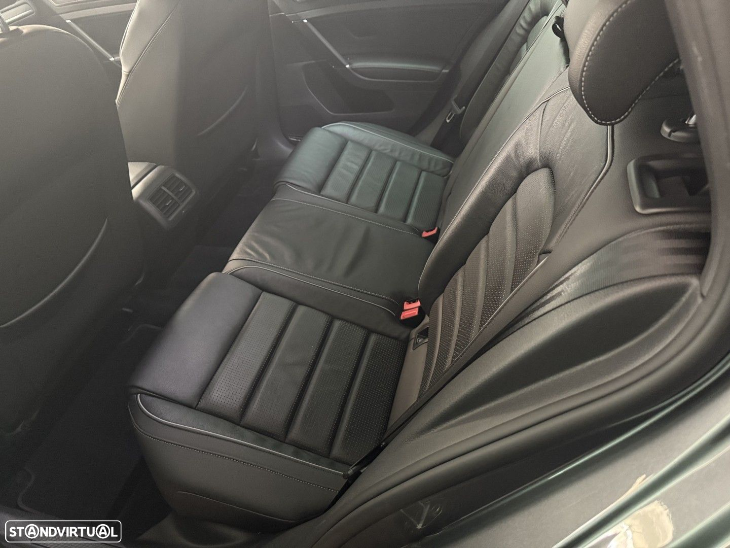 VW Golf 2.0 TDI GTD DSG - 9