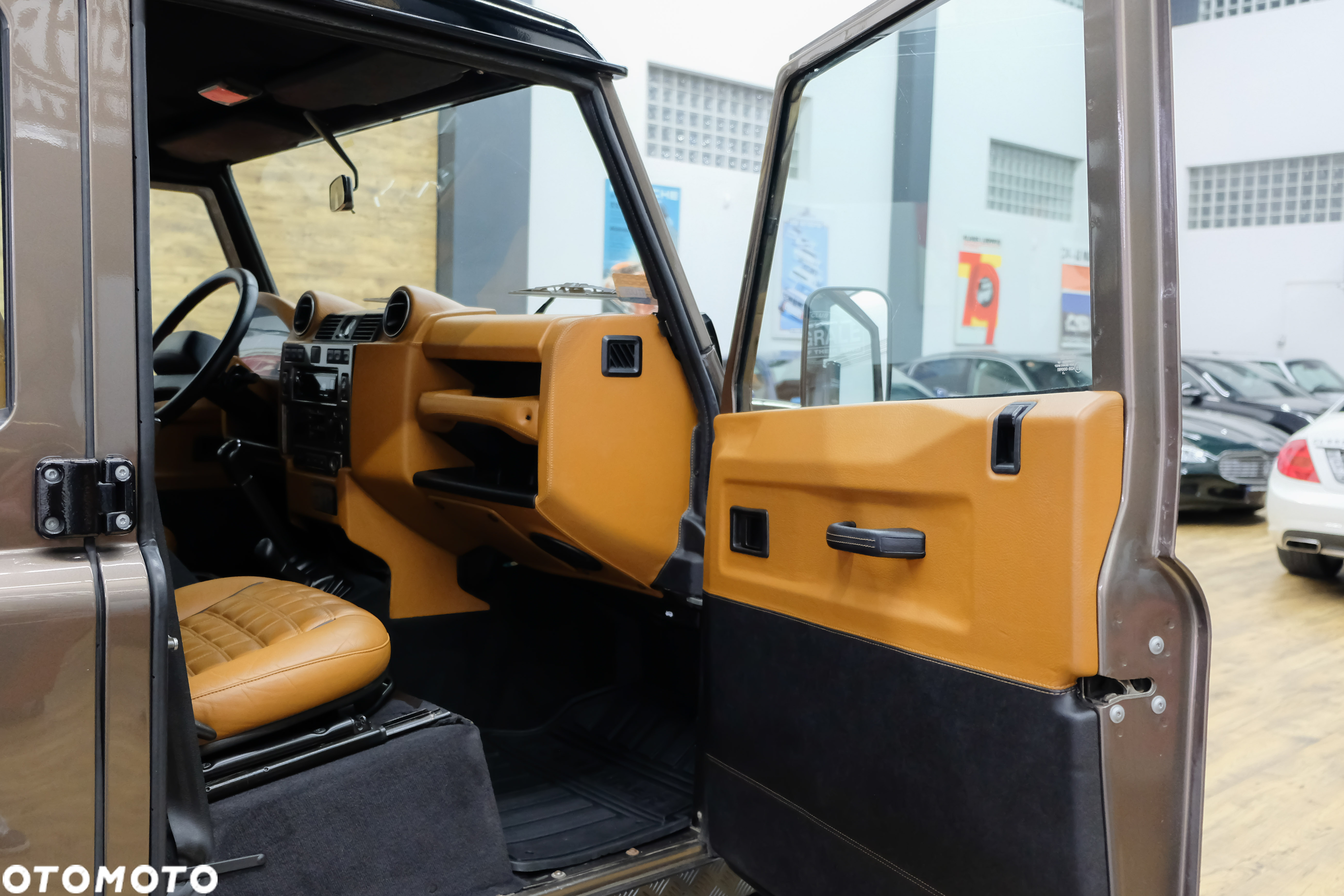 Land Rover Defender 110 2.2 TD4 SE - 10
