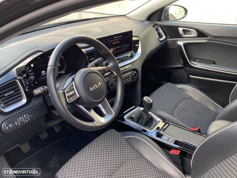 Kia Ceed SW 1.0 T-GDI Drive - 11