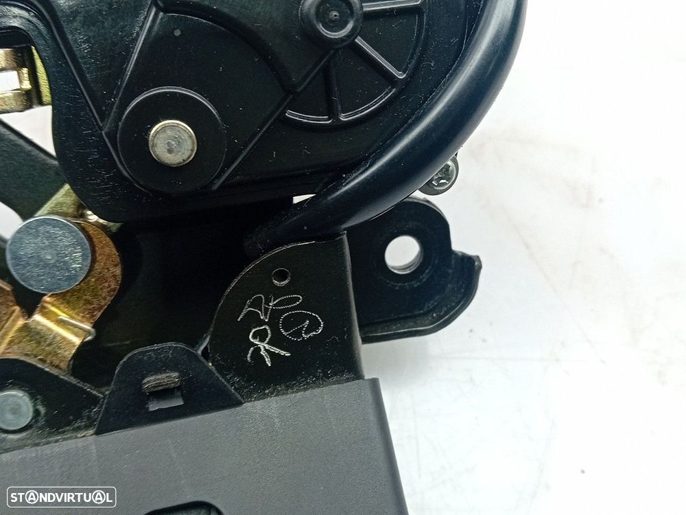 Fechadura / fecho da mala TOYOTA Avensis Liftback (_T25_) - 5