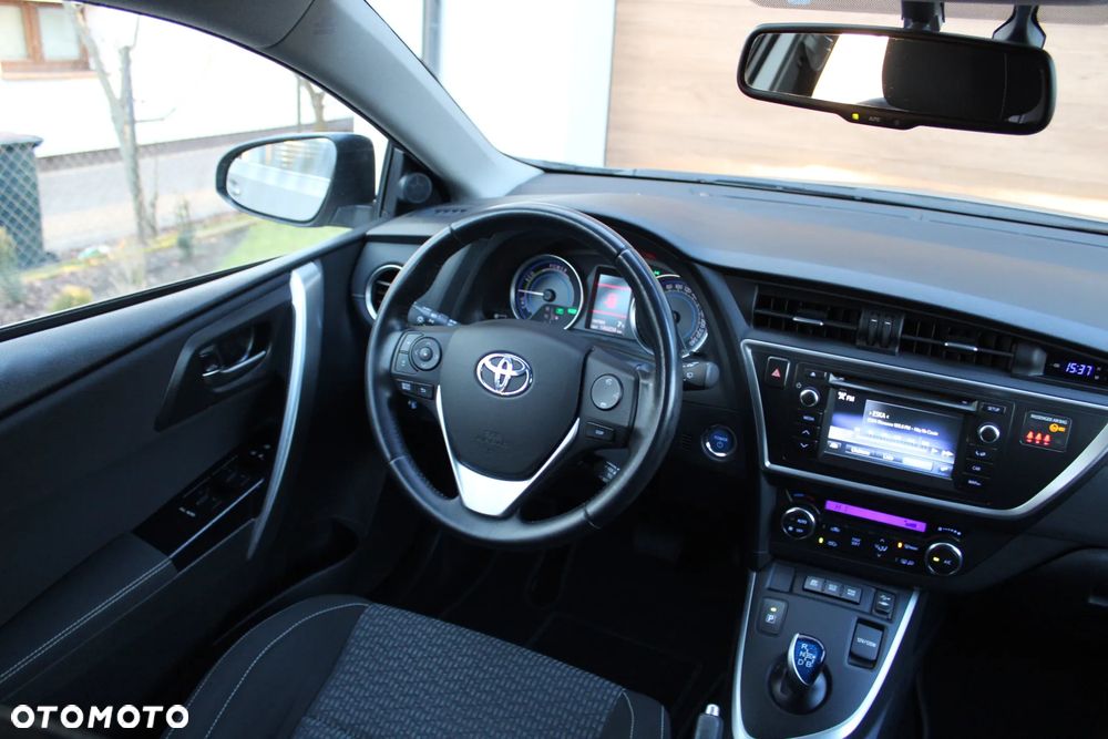 Toyota Auris - 26