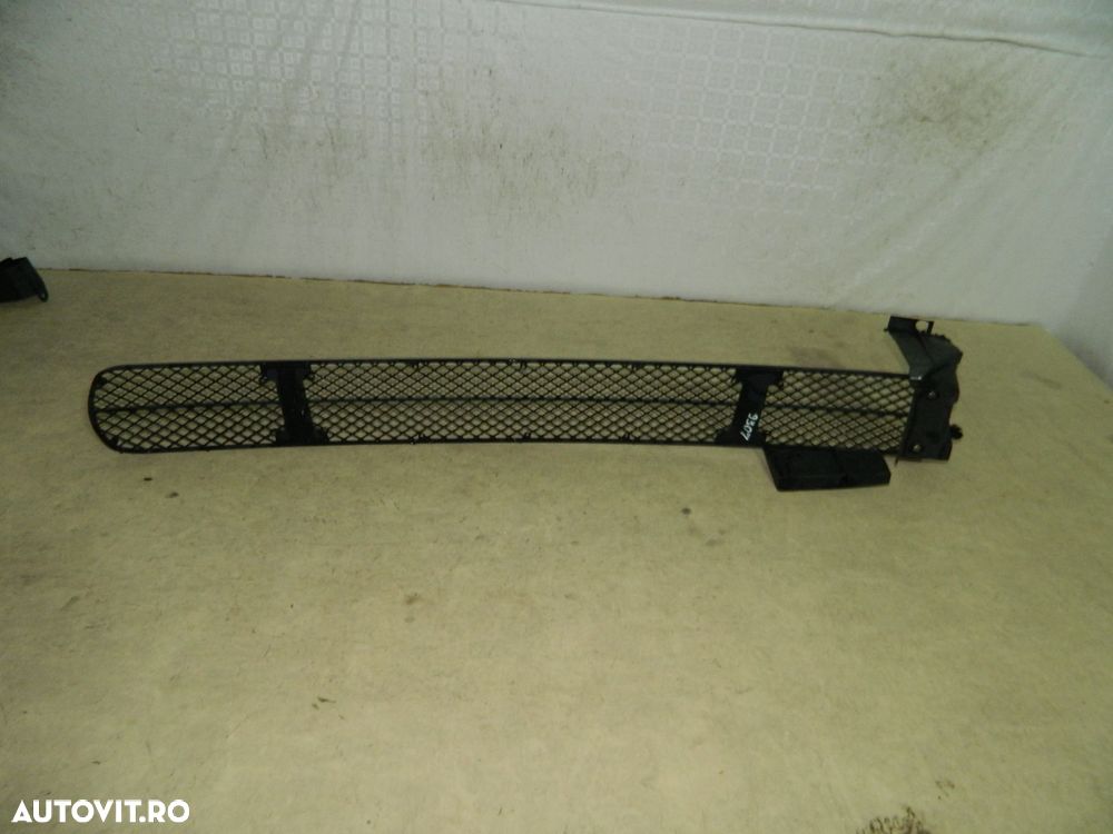 Grila intre proiectoare Fiat Ducato  /  Peugeot Boxer  /  Citroen Jumper, 2002, 2003, 2004, 2005, 2006, , LS130400904 - 6