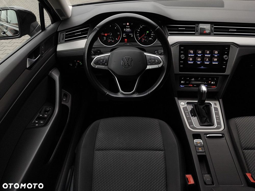Volkswagen Passat Variant 2.0 TDI EVO Business DSG - 18