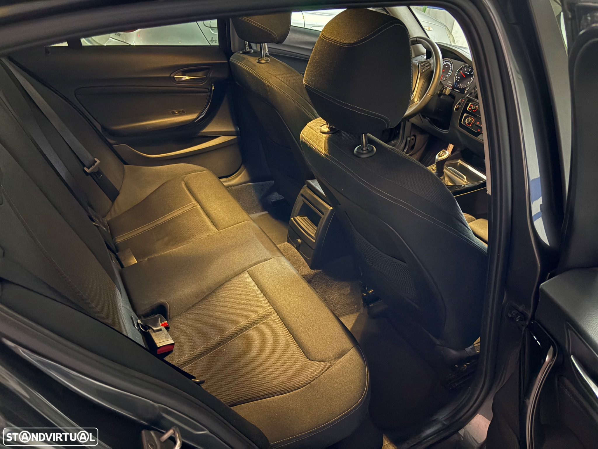 BMW 116 d Line Sport - 14