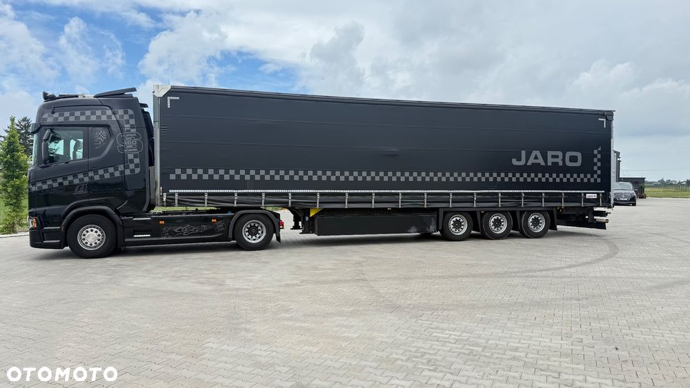 Schmitz Cargobull SCB S3T - 1