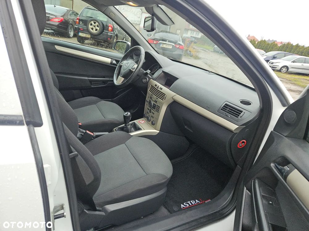 Opel Astra 1.6 NAVI - 3