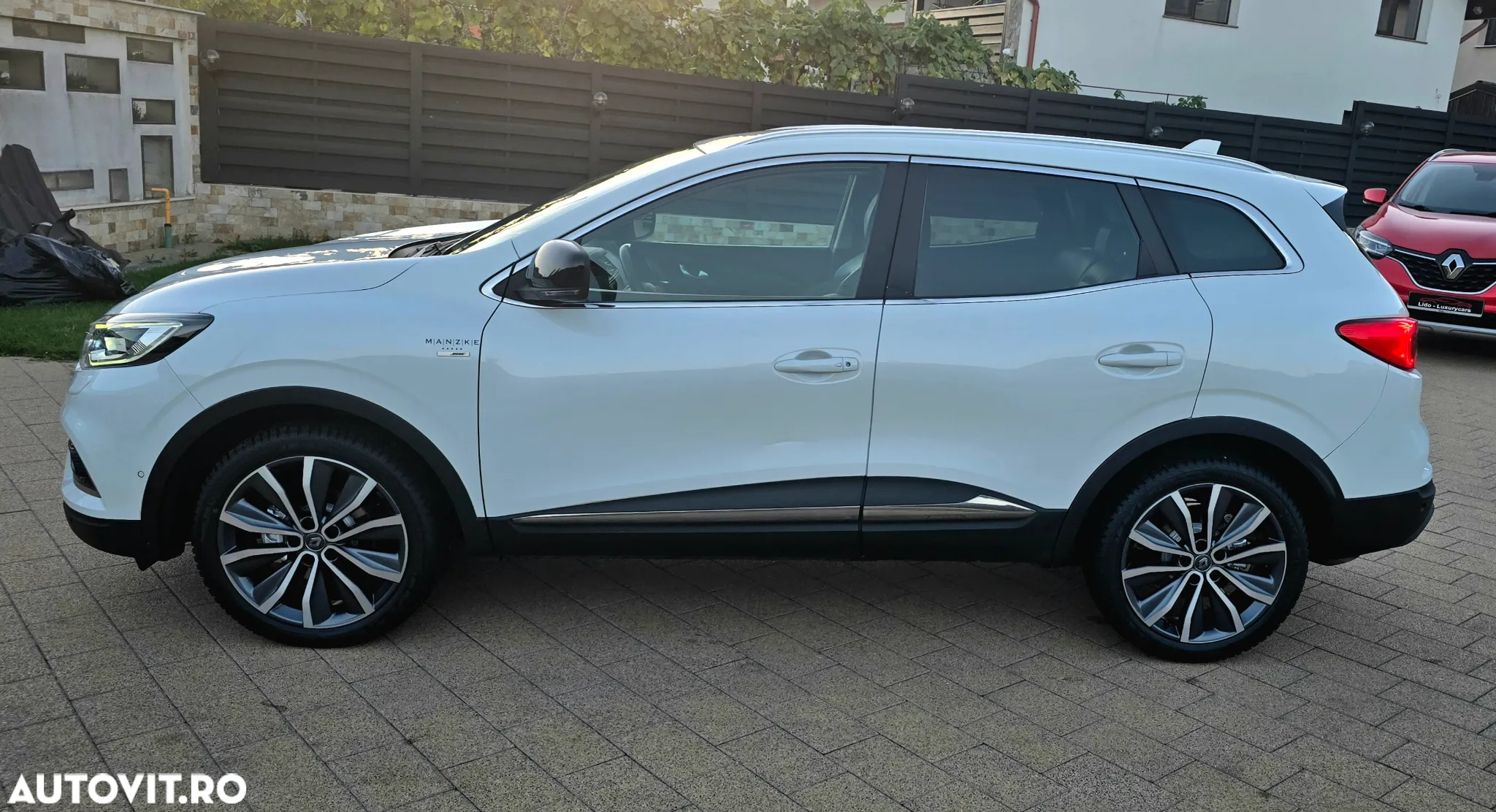 Renault Kadjar TCe 140 GPF BOSE EDITION - 25