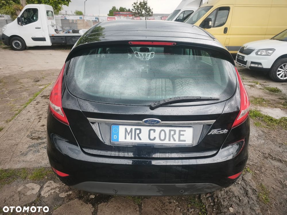 Ford Fiesta 1.25 Celebration - 10