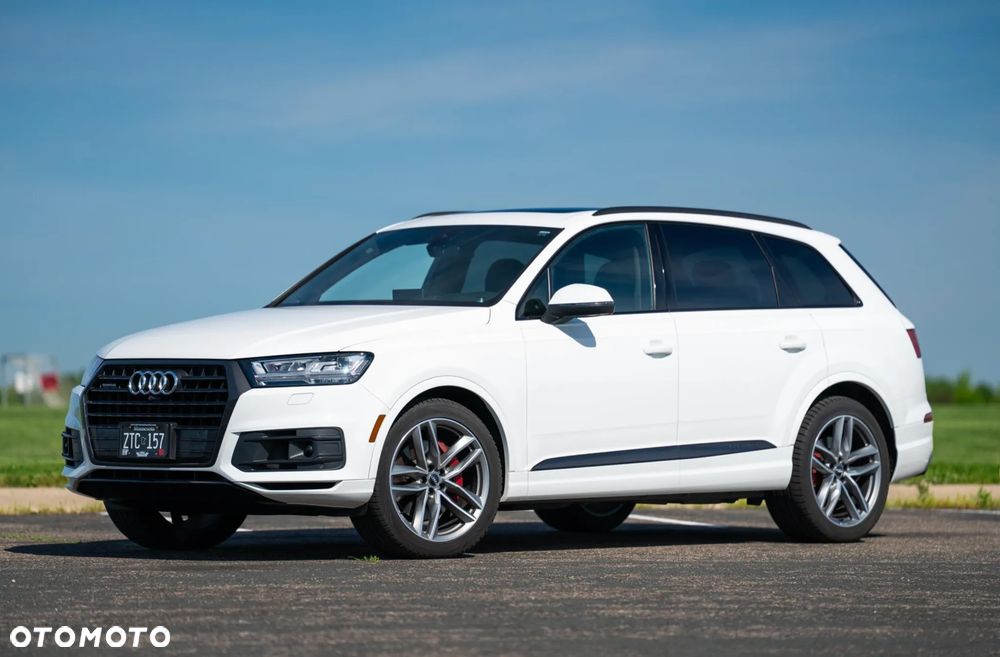 Audi Q7 - 1