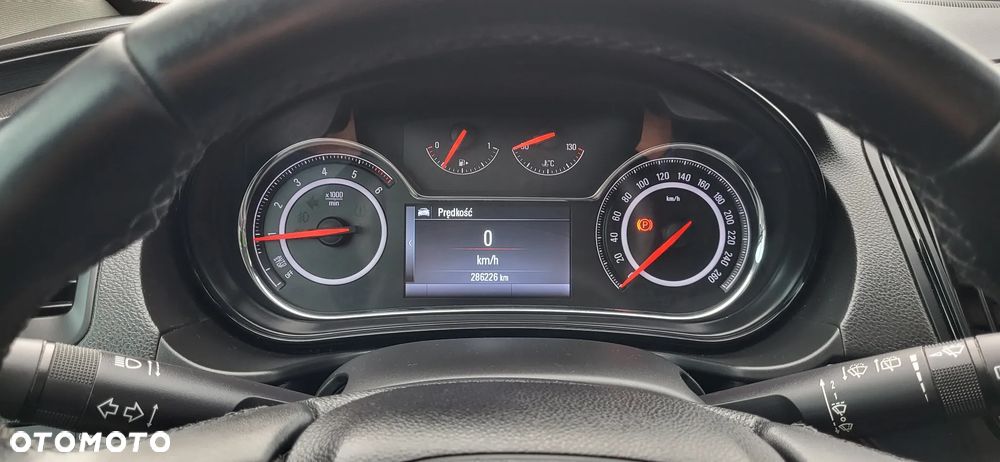 Opel Insignia 2.0 CDTI EcoFLEX S&S - 11