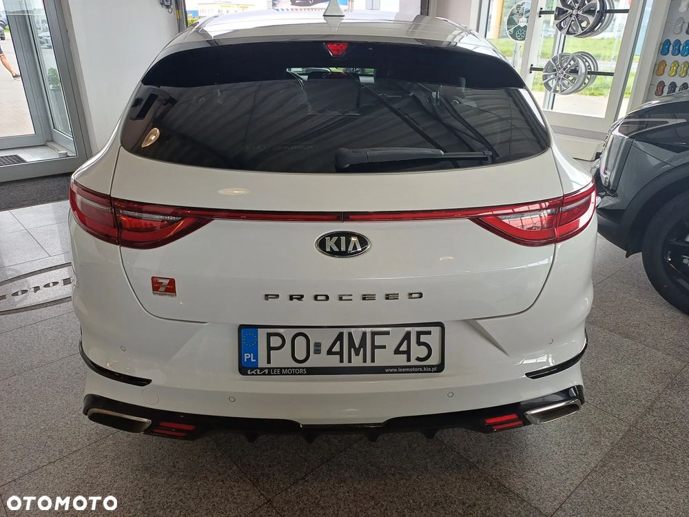 Kia ProCeed - 5
