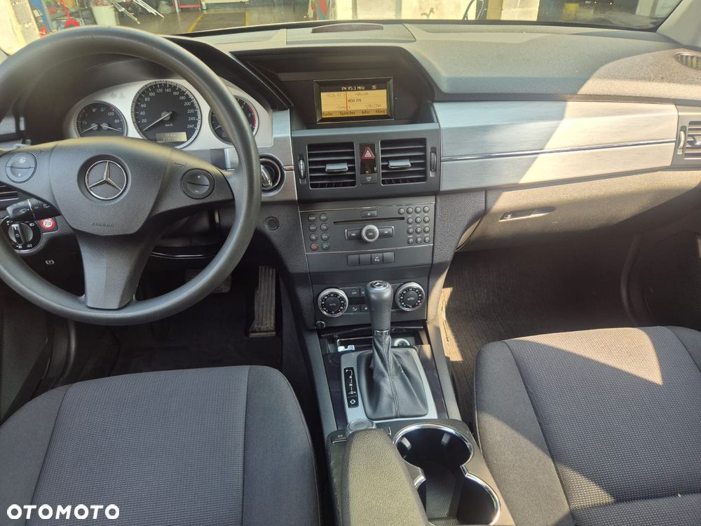 Mercedes-Benz GLK 220 CDI DPF BlueEFFICIENCY 7G-TRONIC - 8
