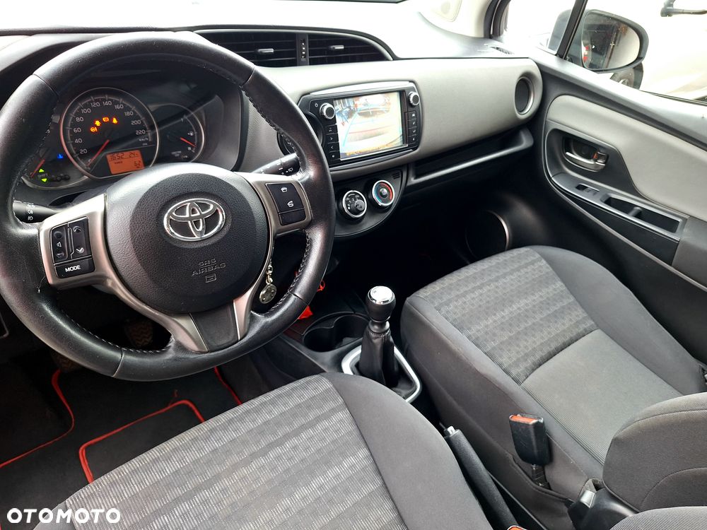Toyota Yaris - 27