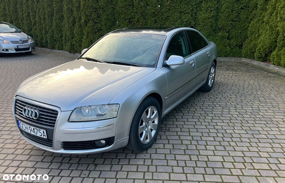 Audi A8 4.2 TDI Quattro - 1