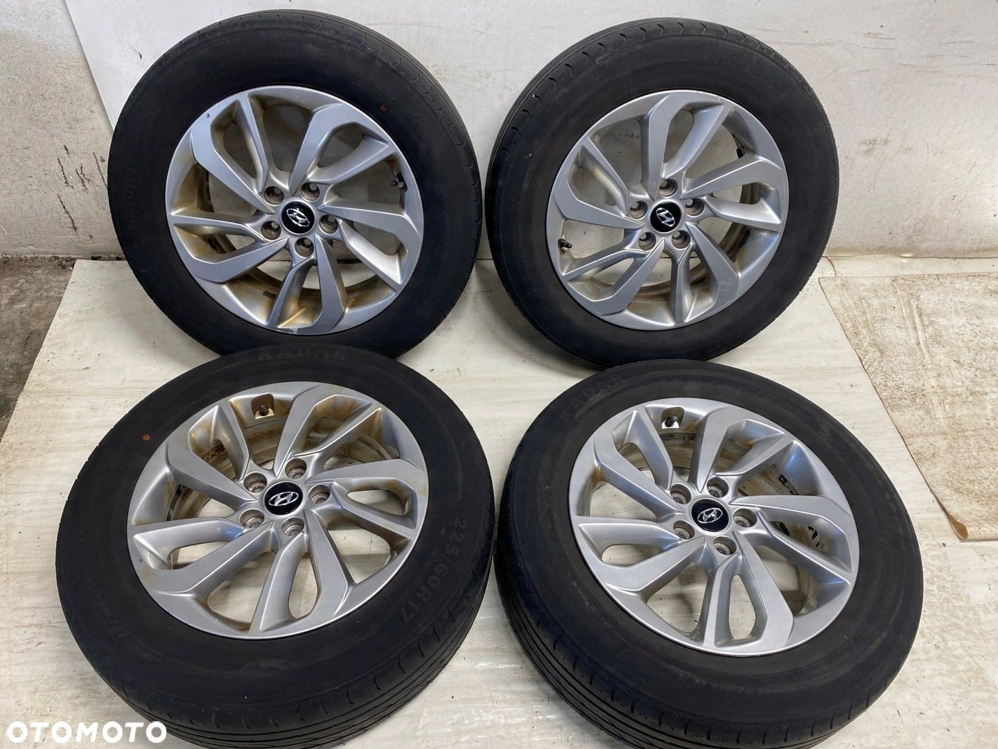 KOŁA FELGI 225/60R17 HYUNDAI TUCSON II OE 7J X17 ET51 LATO - 1