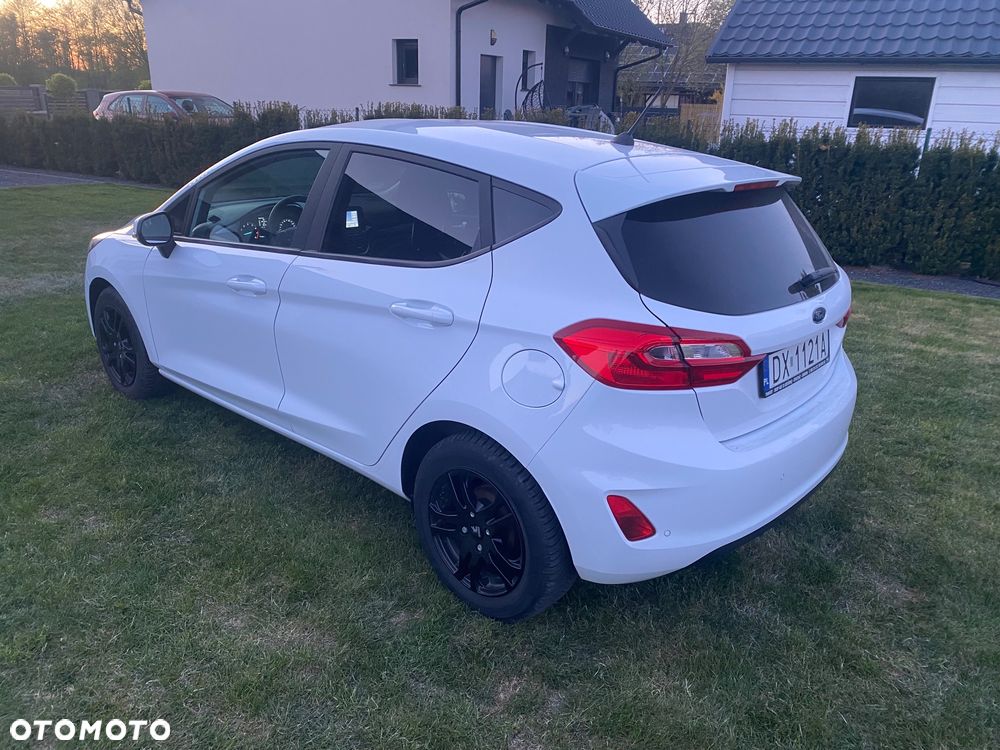 Ford Fiesta - 4