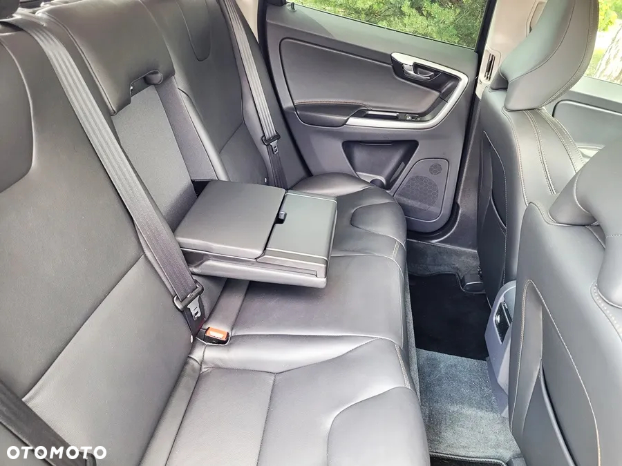 Volvo XC 60 - 23