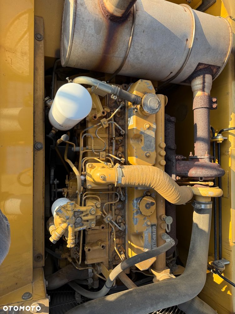 Caterpillar 318 CL - 13