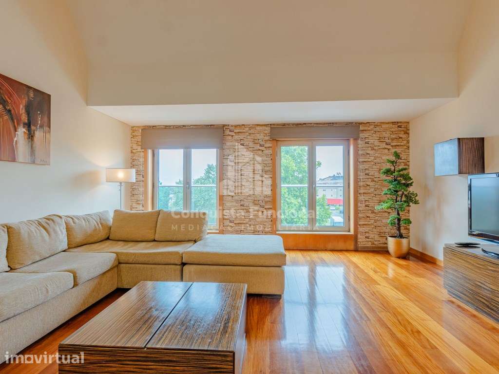 Duplex T2+1 nas Devesas | Totalmente equipado, mobilado e pronto a ... - Grande imagem: 3/33