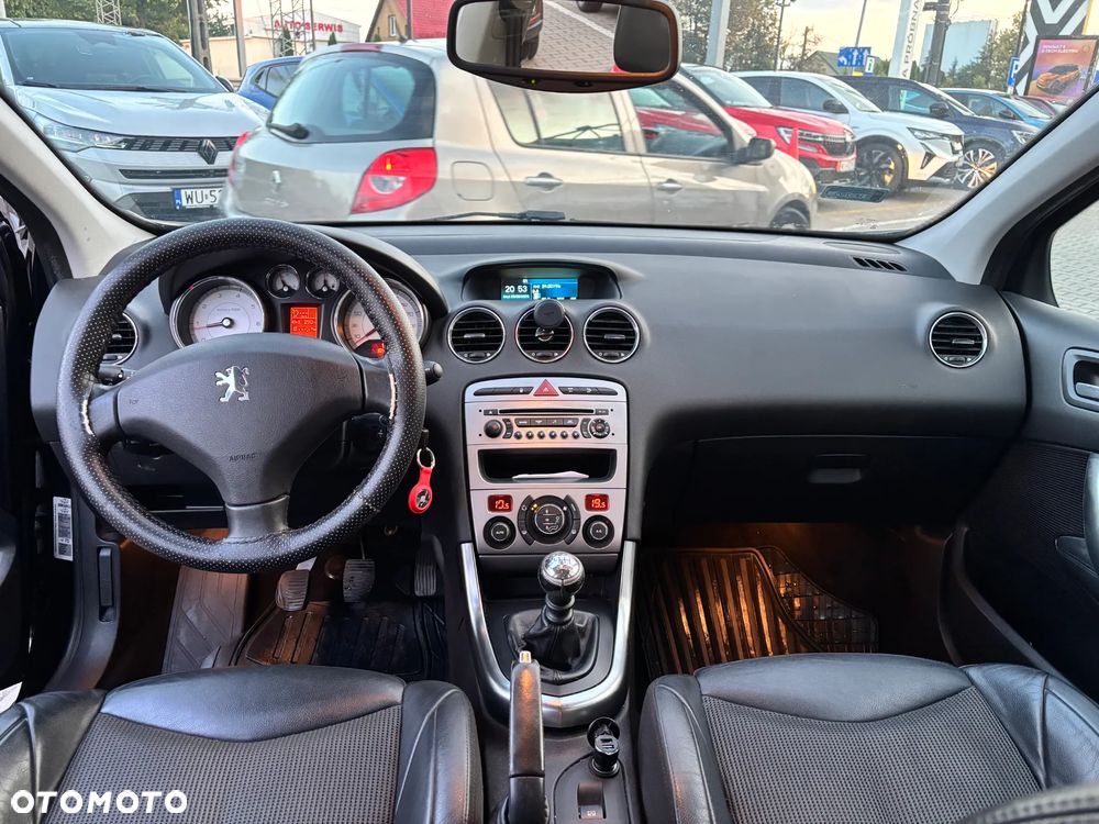 Peugeot 308 1.6 Premium Plus - 5