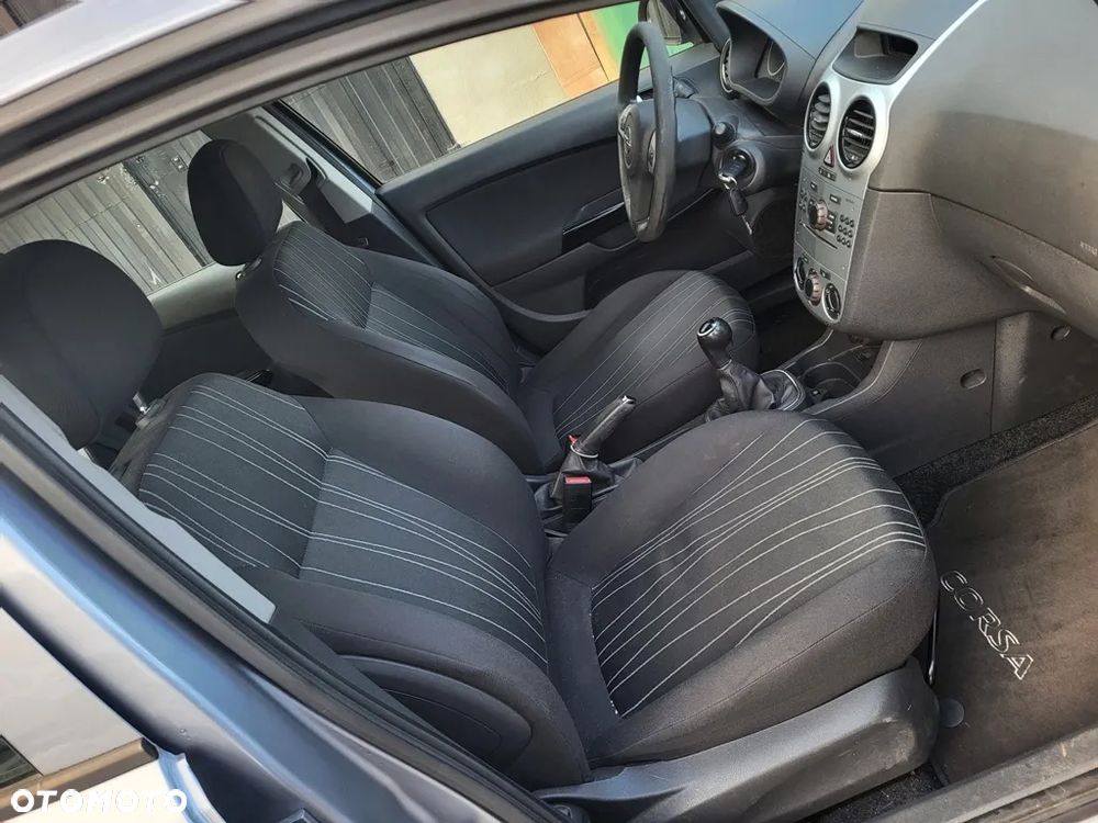 Opel Corsa 1.2 16V Enjoy - 15