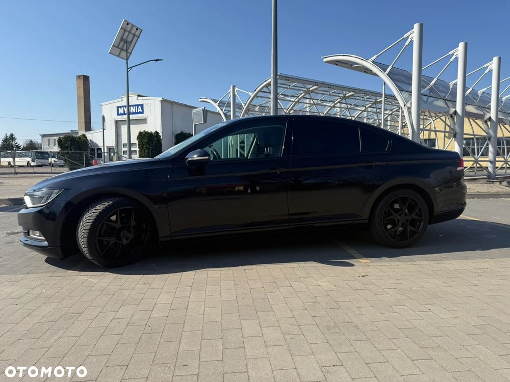 Volkswagen Passat 1.6 TDI SCR DSG Comfortline - 6