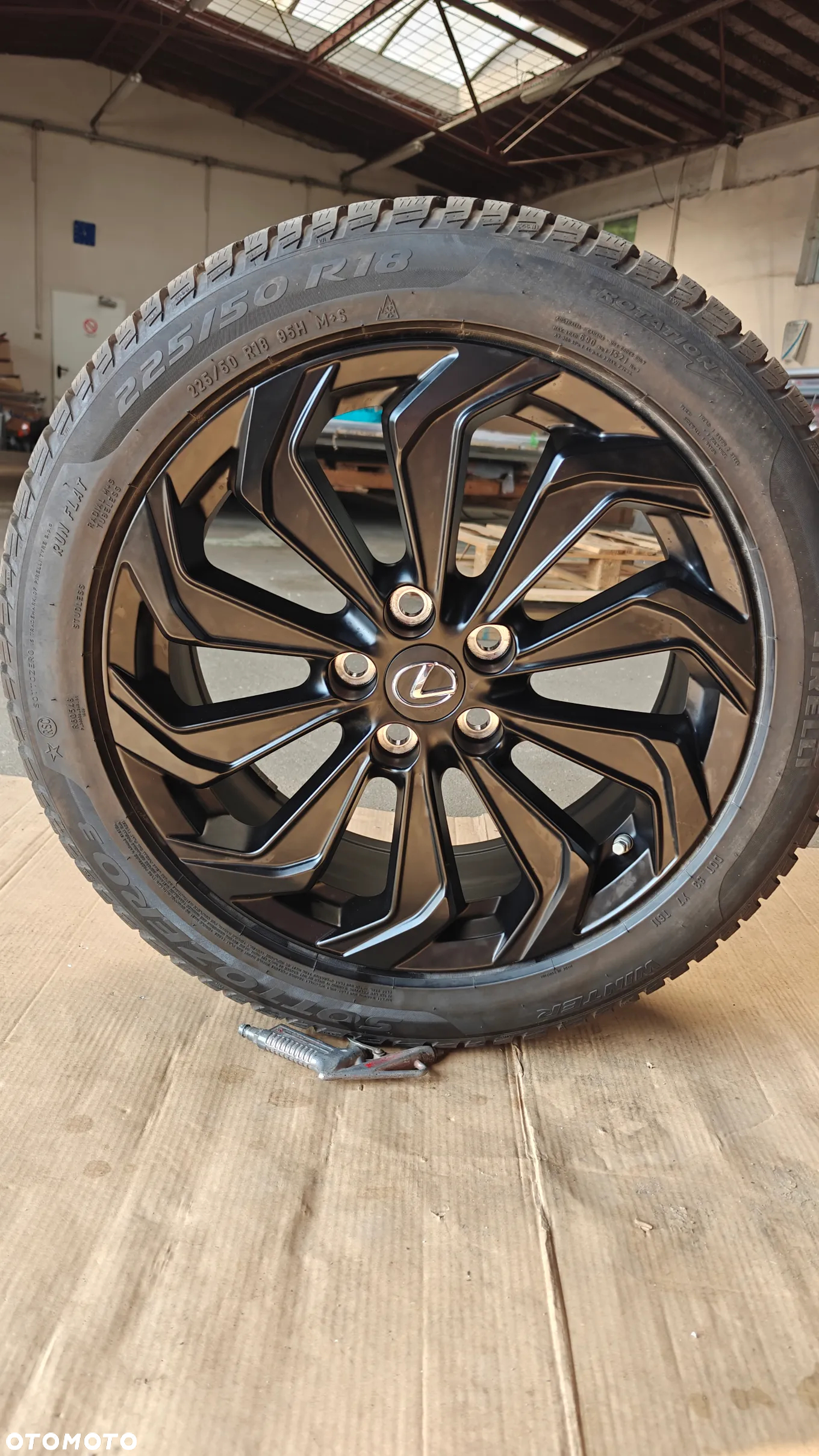 Lexus UX, Toyota CH-R, Koła Alu felgi Opony 225/50/R18 Zimowe - 3