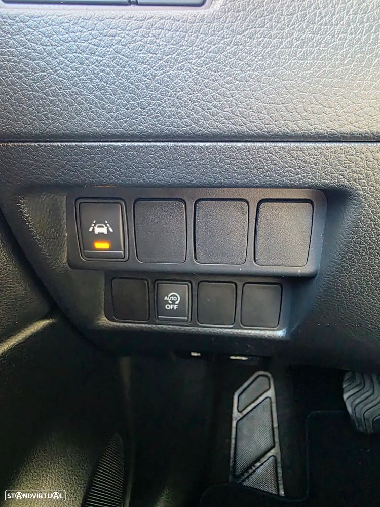 Nissan Qashqai 1.5 dCi N-Connecta Led - 45