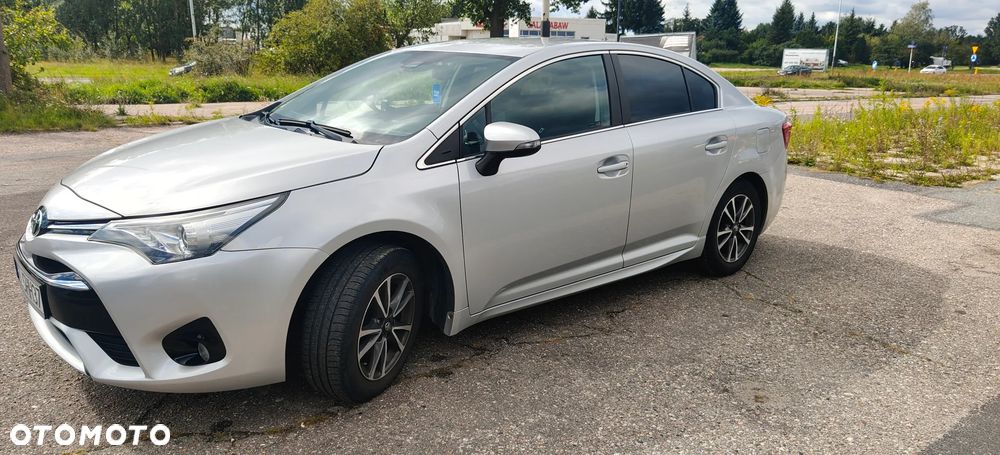 Toyota Avensis 1.8 Premium - 3
