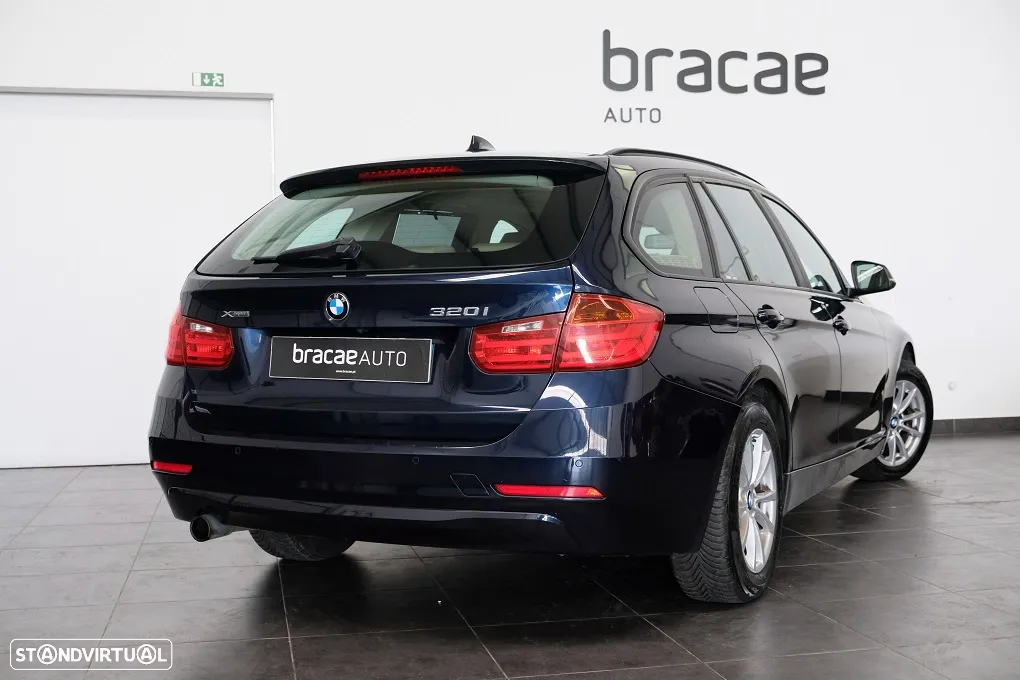 BMW 320 i xDrive Aut. Luxury Line - 8