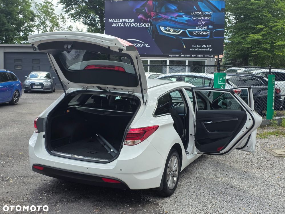 Hyundai i40 1.7 CRDi Comfort DCT - 11