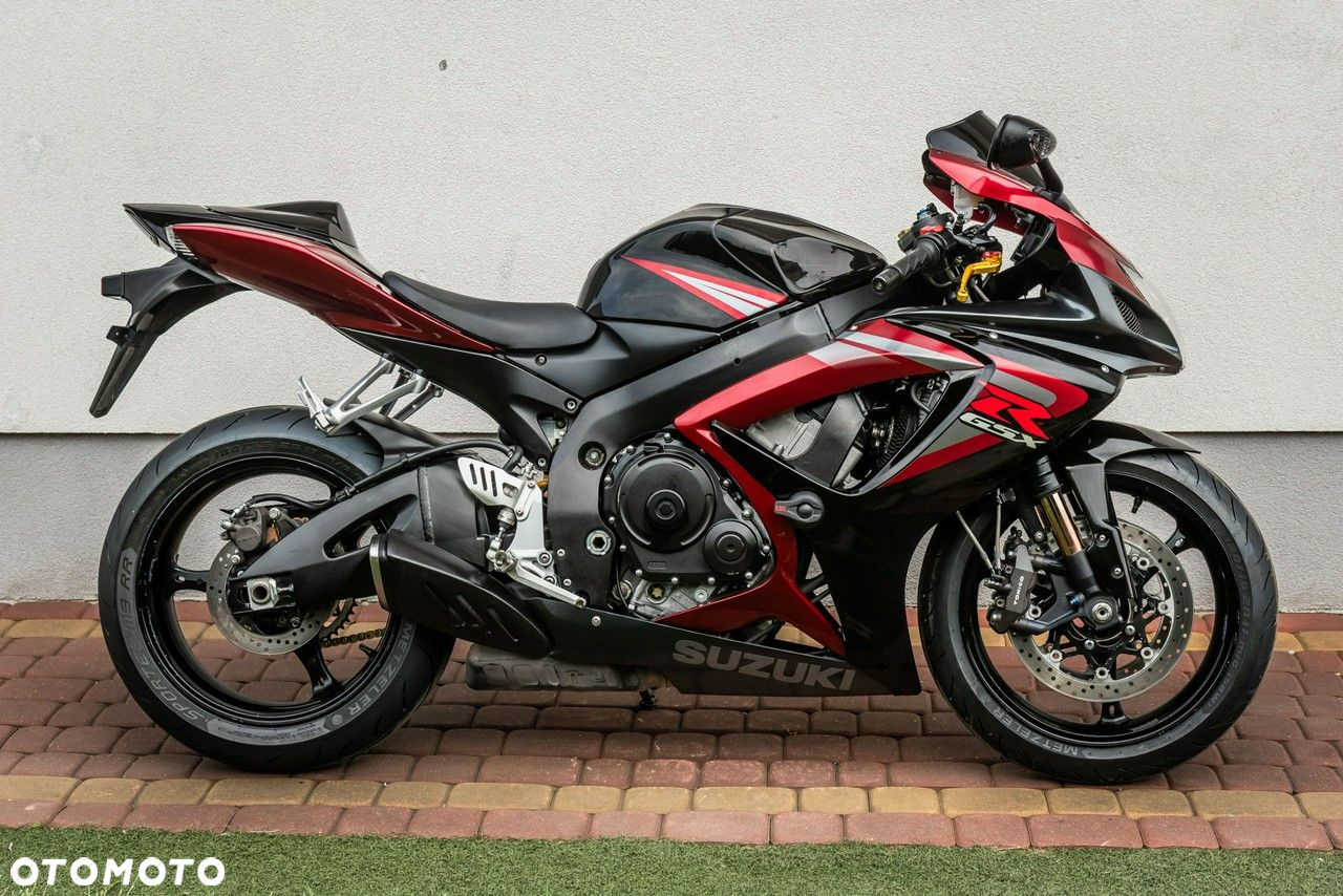 Suzuki GSX-R - 2