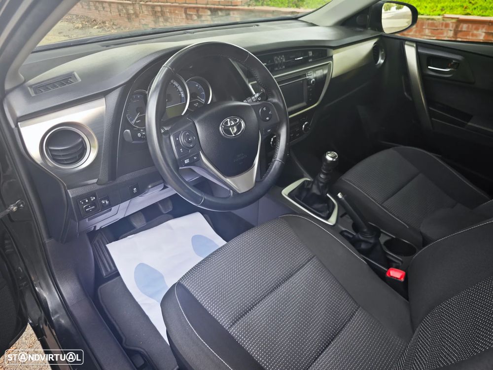 Toyota Auris 1.33 VVT-i Comfort+J16 - 5