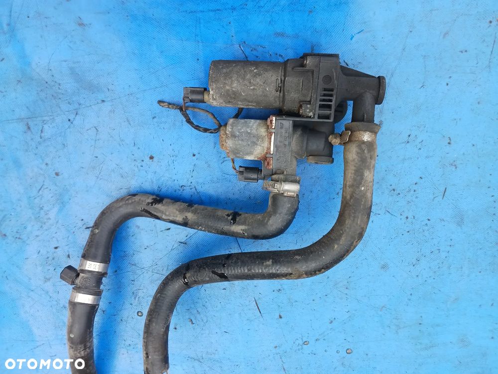 Zawór elektrozawór nagrzewnicy pompa dodatkowa obiegowa wody płynu BMW 3 E46 - 2