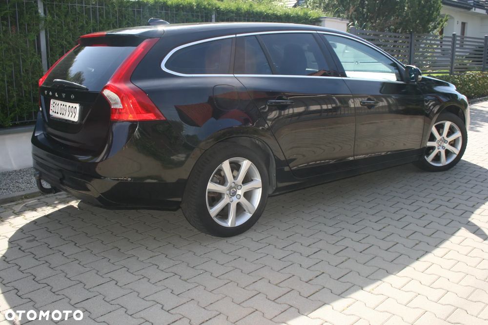 Volvo V60 D3 Drive-E Dynamic Edition (Momentum) - 31