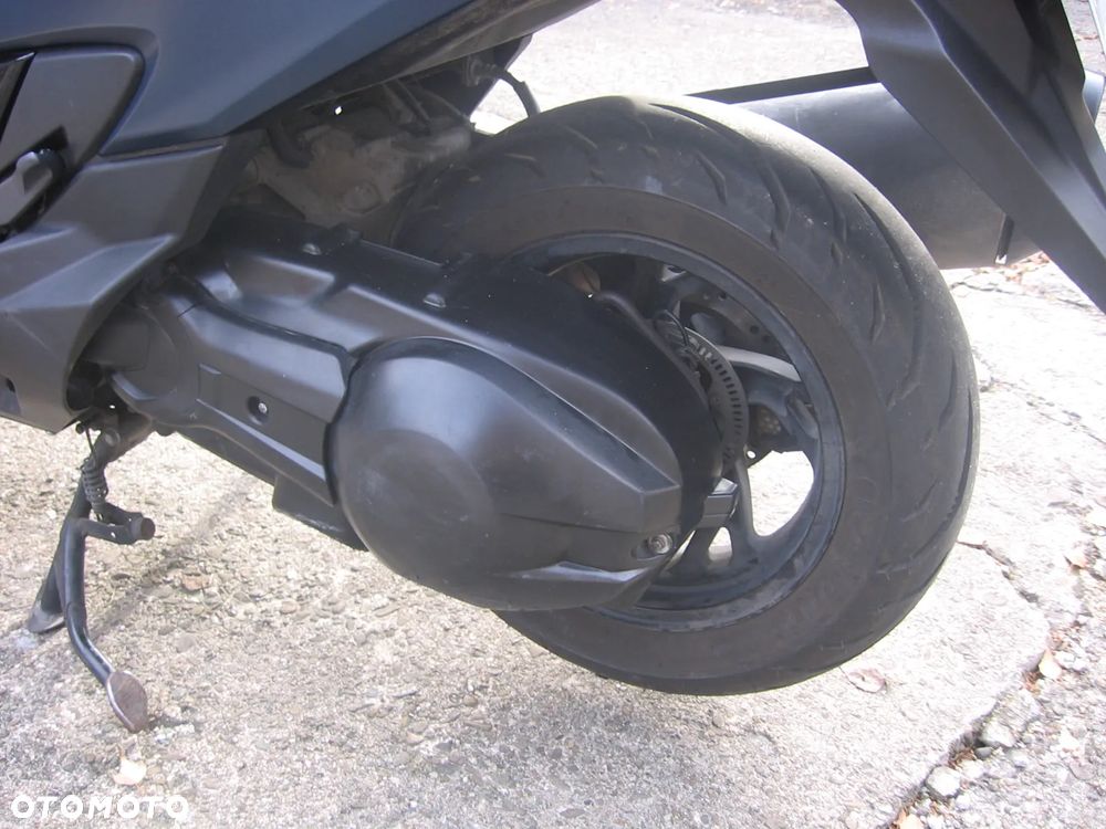 Suzuki Burgman - 7