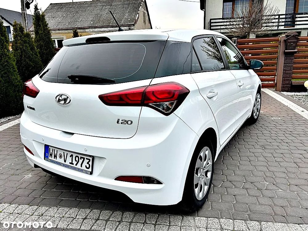 Hyundai i20 blue 1.2 YES Gold - 12