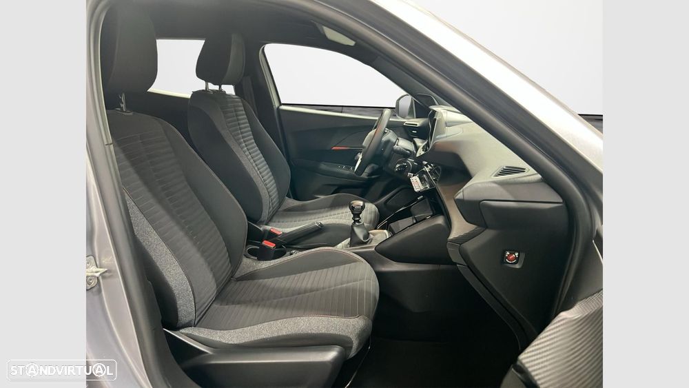 Peugeot 2008 1.2 PureTech Active Pack - 16