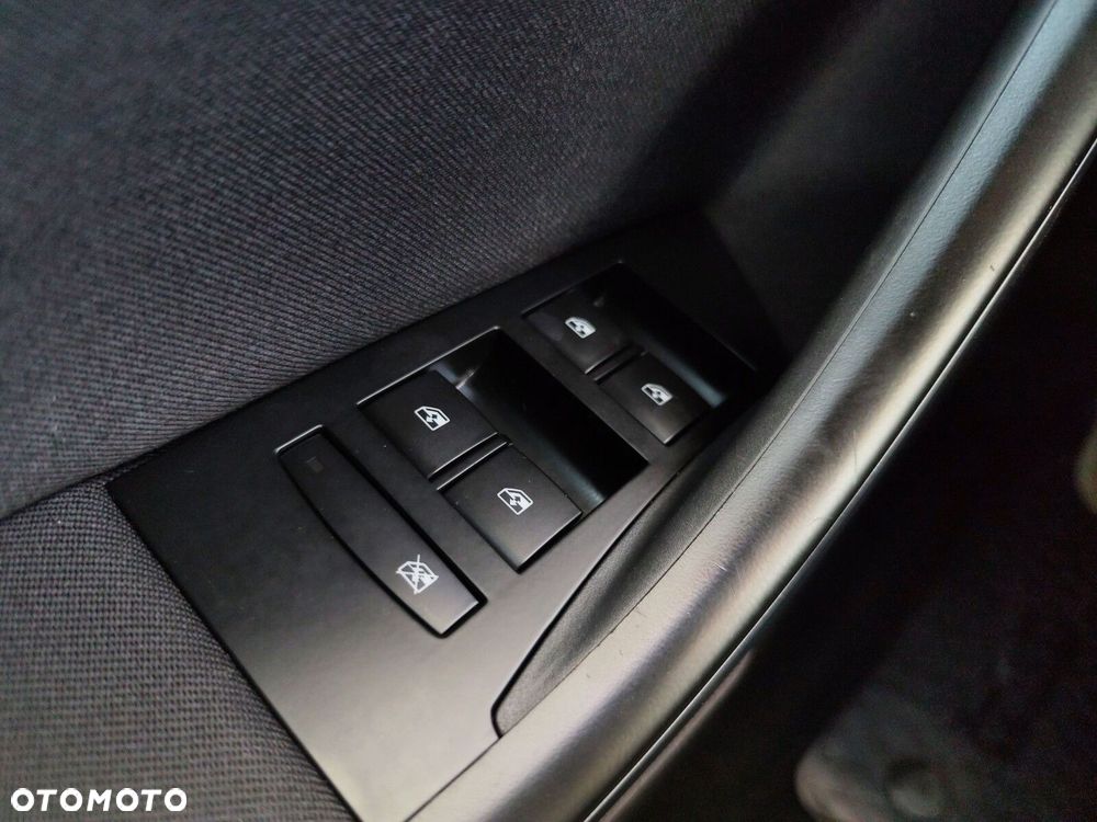 Opel Astra - 16