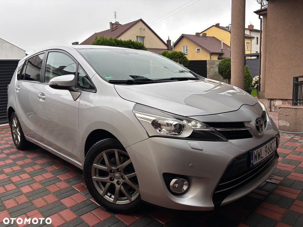 Toyota Verso 1.8 Prestige EU5 MS - 1